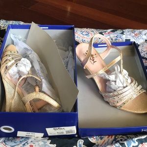 NEW IN BOX pageant / formal wedge, size 7M